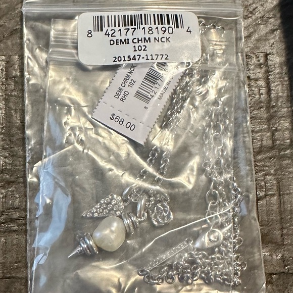 Kendra Scott White Earrings and Necklace Set NWT - Picture 10 of 10